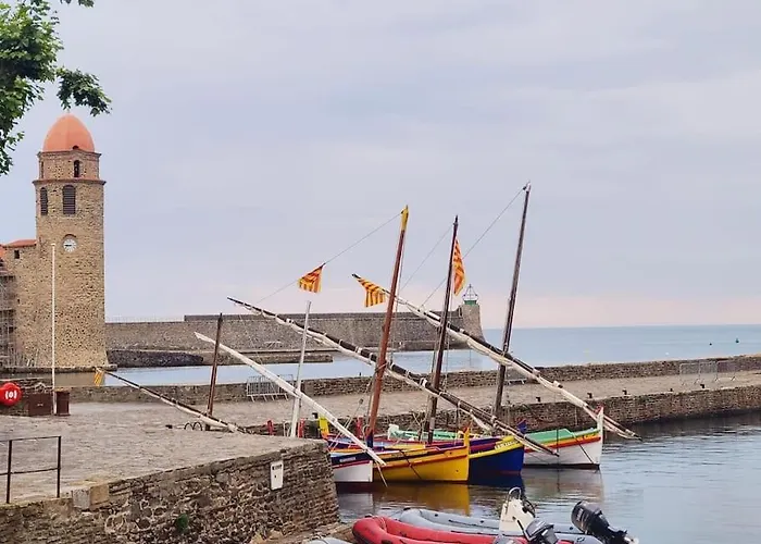 T6. Emplacement Et Vue D'exception Κολιούρ